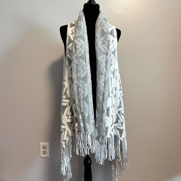 Boho Chunky Knit Draped Fringe Trim Sweater Vest Size M - Picture 3 of 11